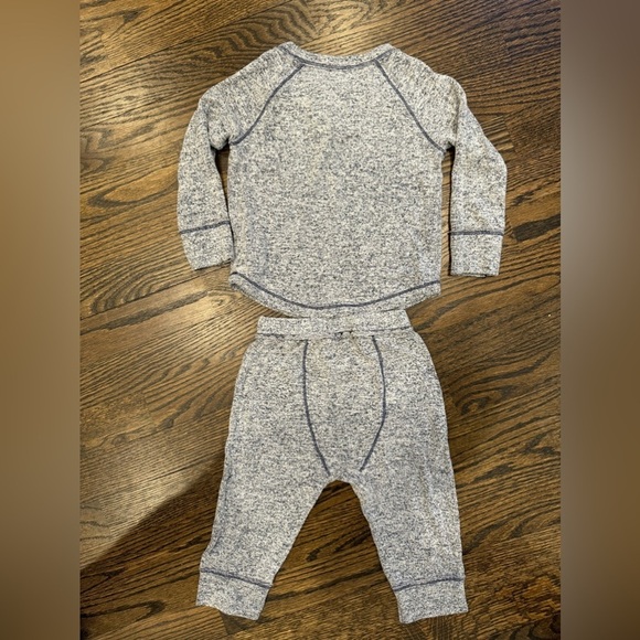Cat & Jack boy long sleeve and jogger drop crotch set 18 months marled blue - Picture 3 of 4